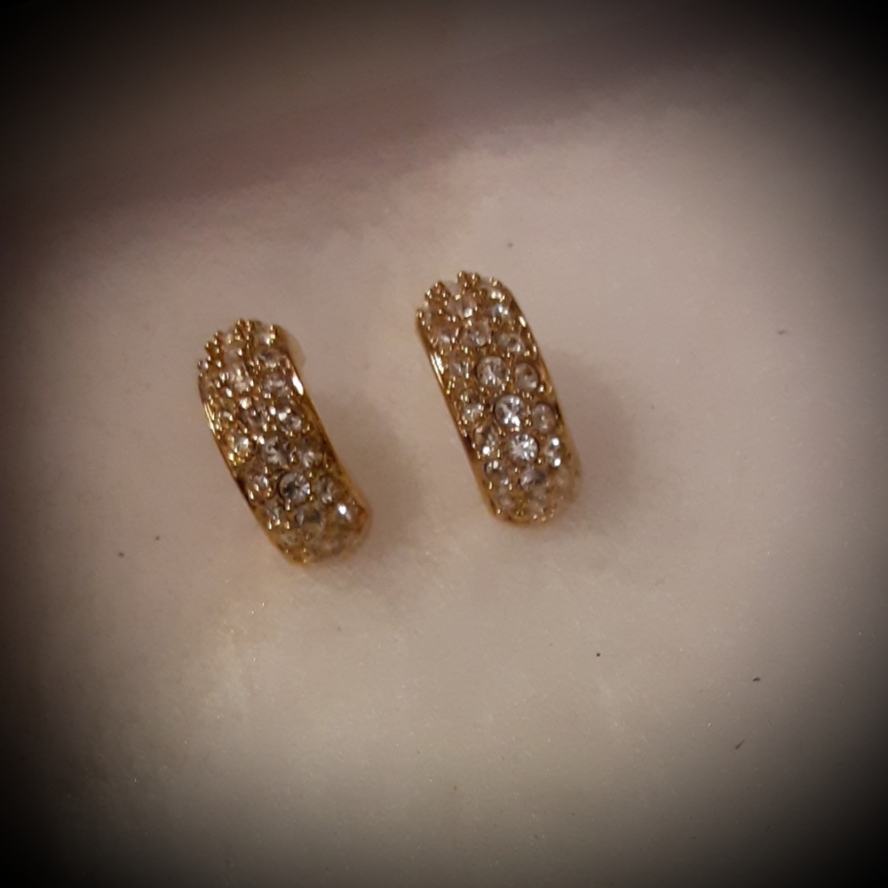 Vintage Swarovski pave crystal earrings